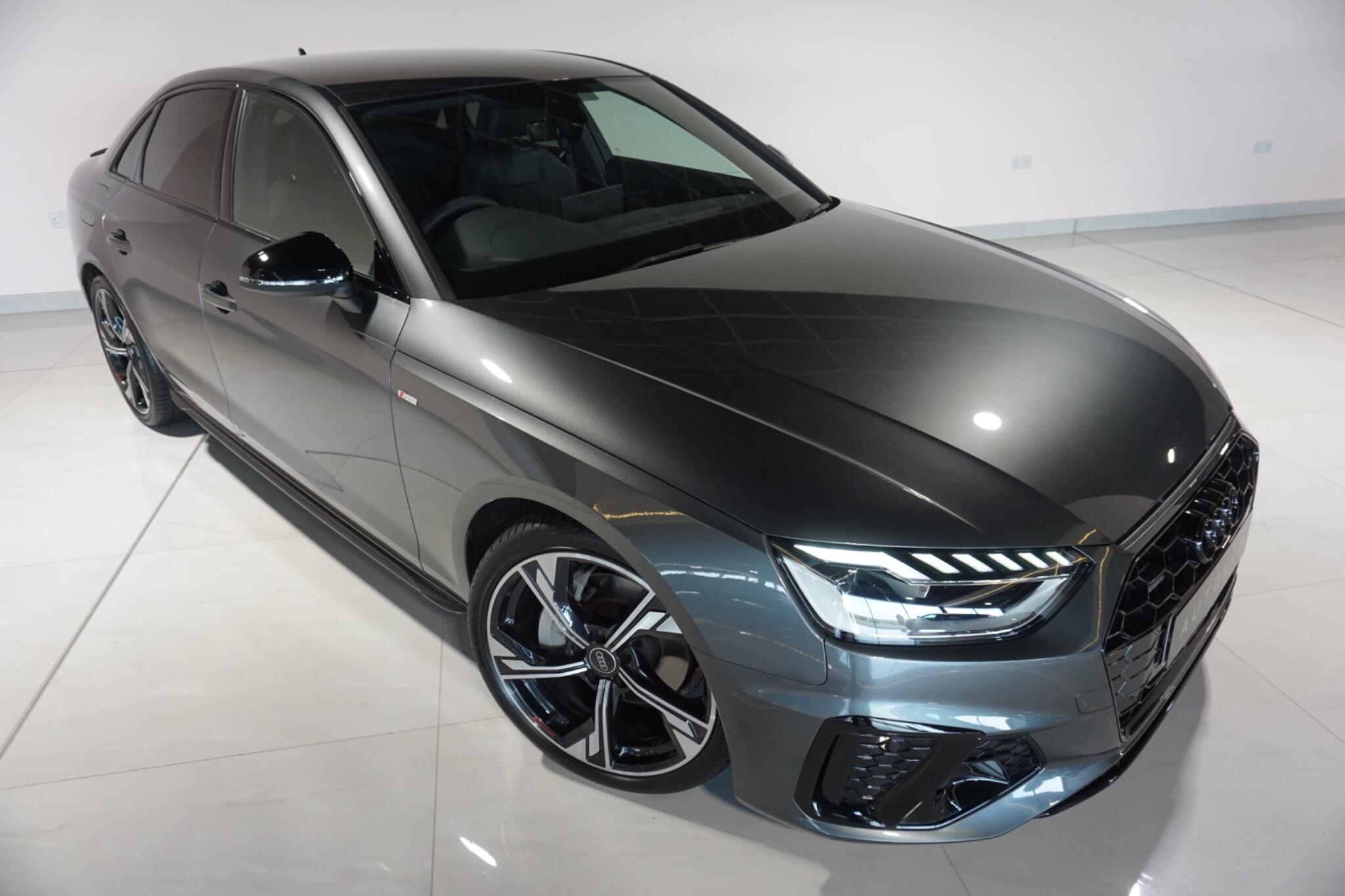 Audi A4 2.0 TDI 40 Black Edition Saloon 4dr Diesel S Tronic quattro Euro 6 (s/s) (204 ps)